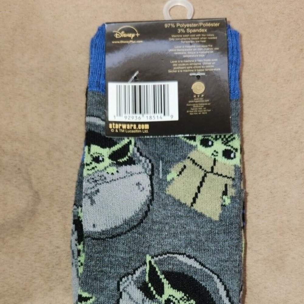 NEW Disney Star Wars Mandalorian 2 Pack The Child Crews Socks Men's Size 6-12 - Picture 3 of 6